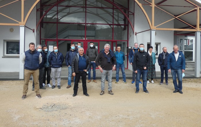 SAM pelote alkarteak lagüntzale txerkatzen dü!